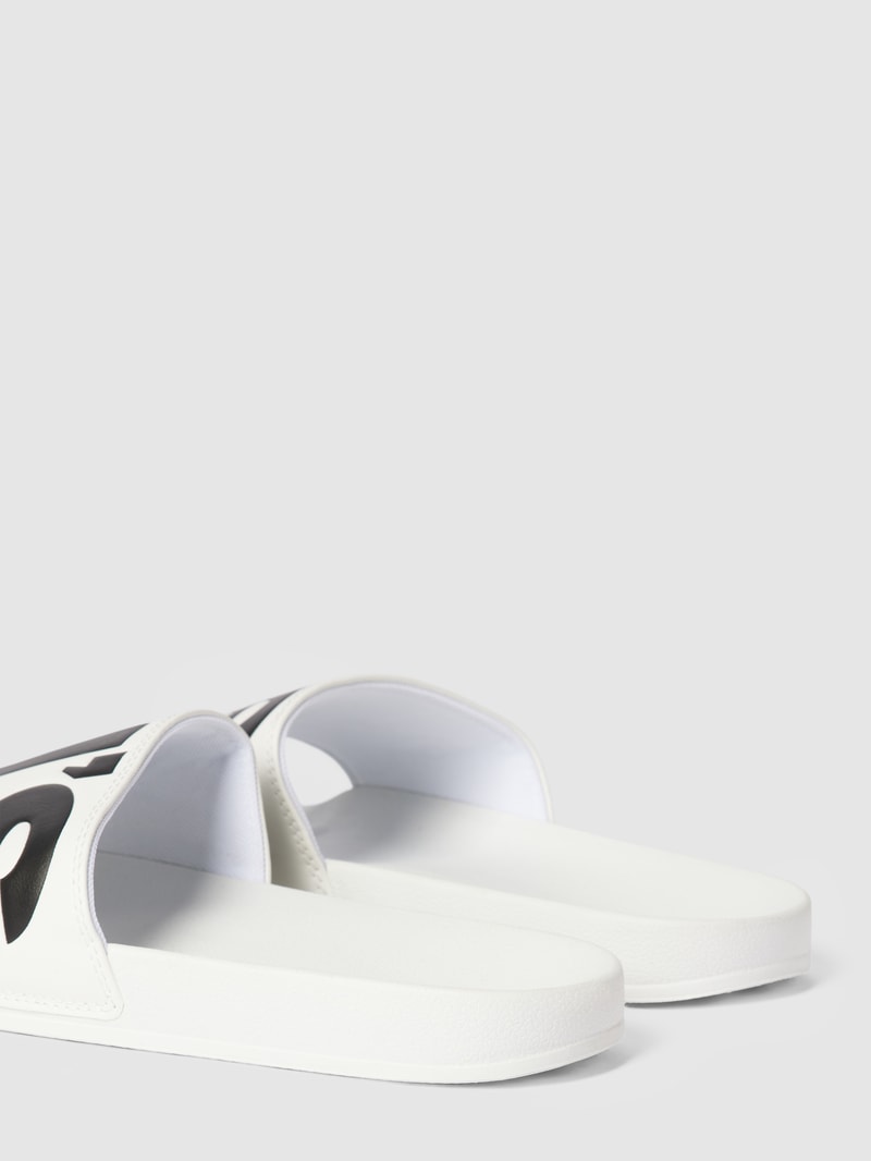 Slides mit Label-Print Modell 'JUNE' in weiß