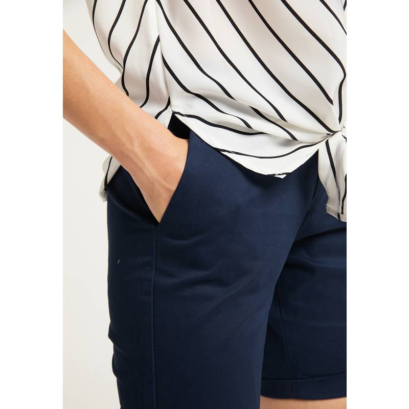 DreiMaster Shorts Damen