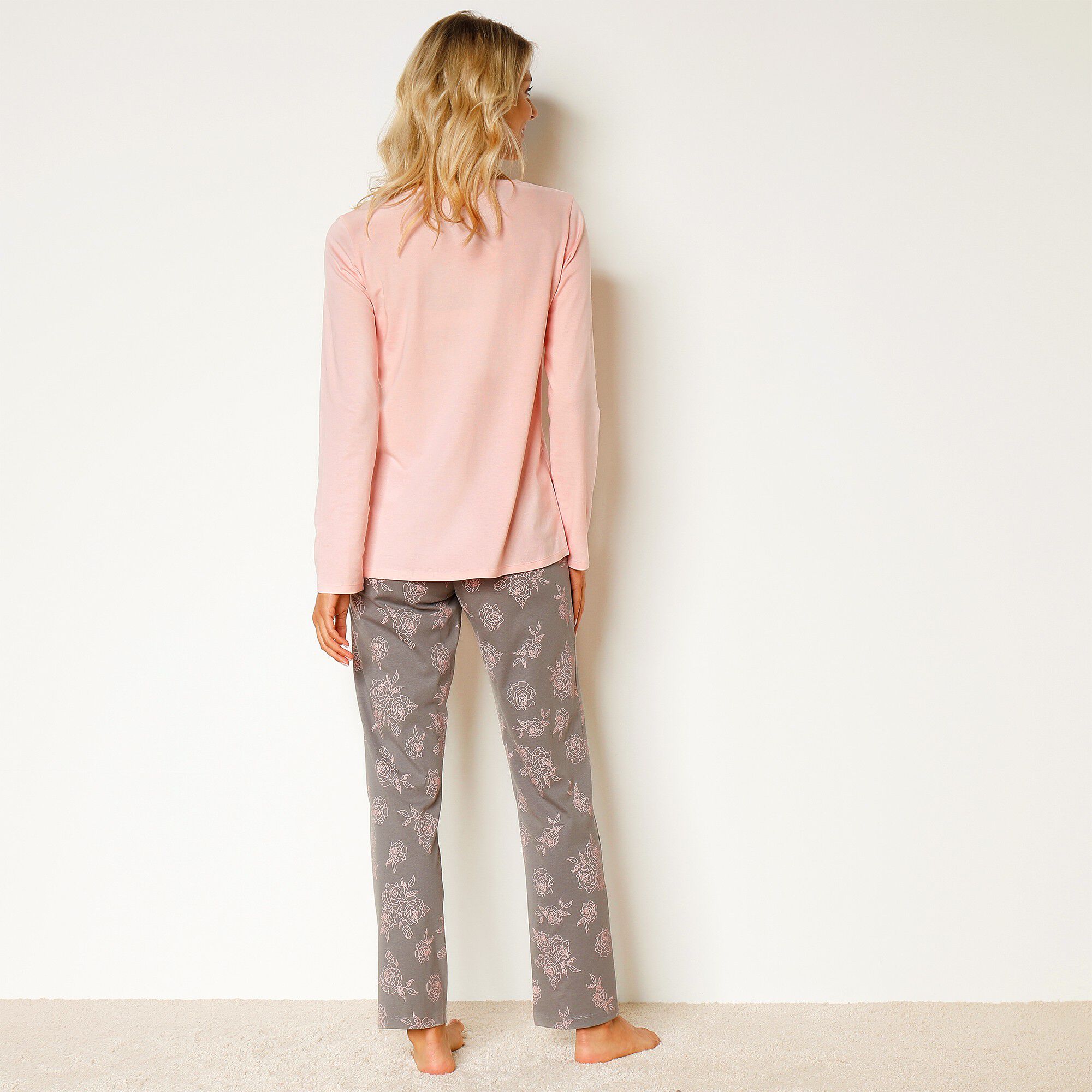 Pyjama en coton manches longues imprimé roses