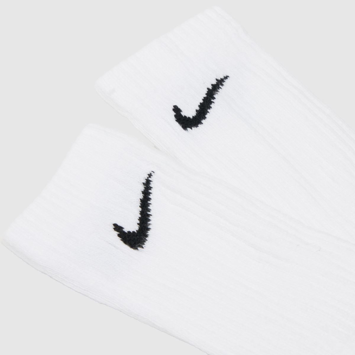 Komplet 6 belih in črnih nogavic za vsak dan Nike