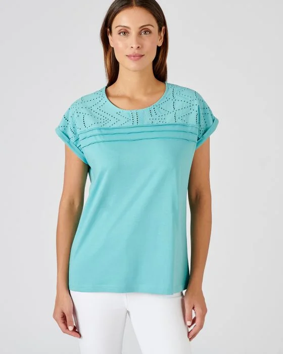 Tee-shirt détails broderie anglaise