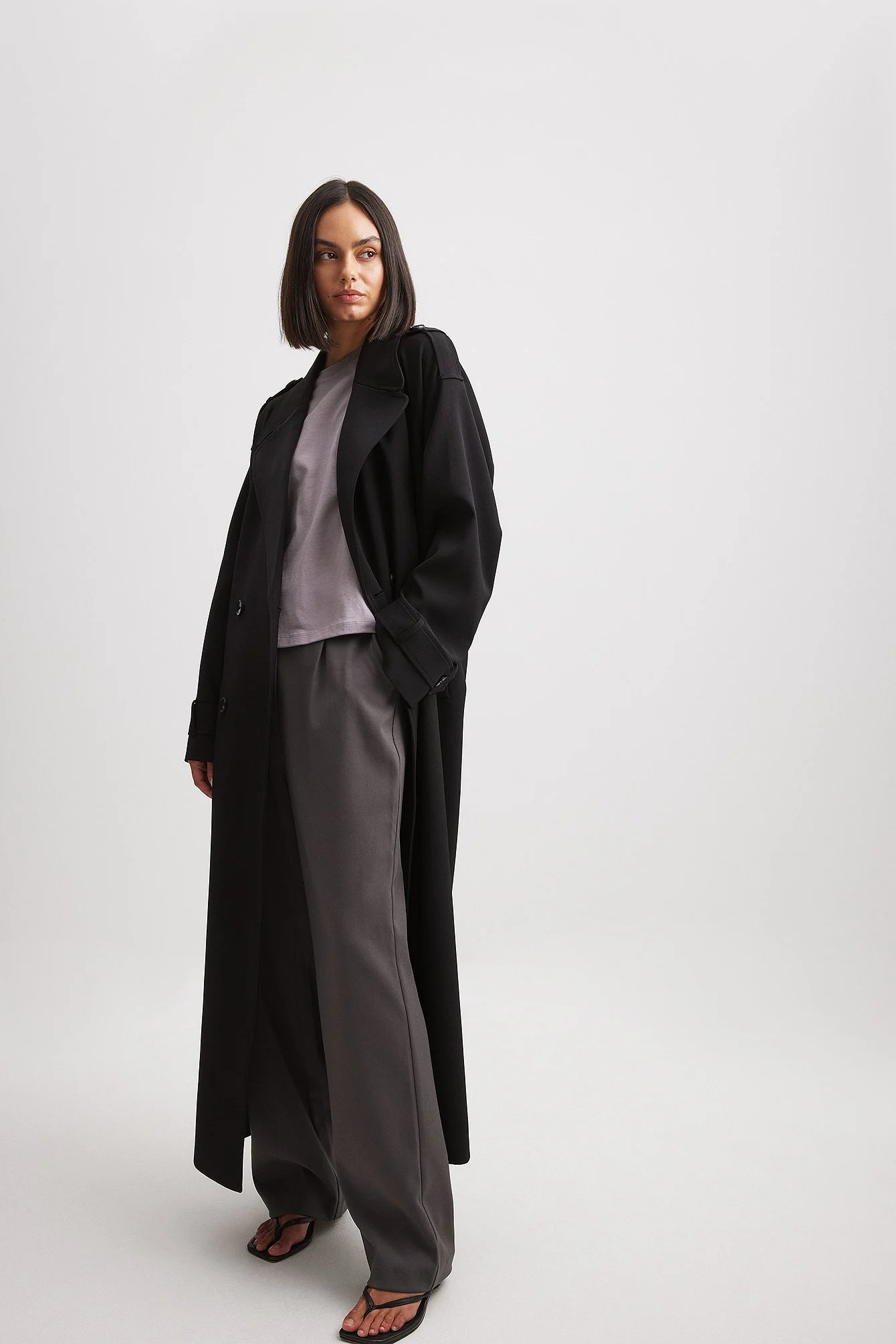 Langer Trenchcoat