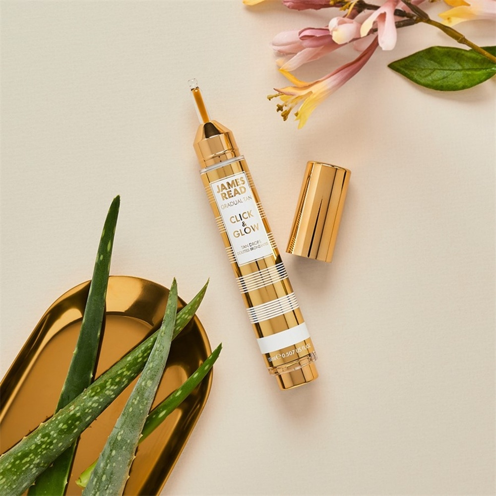 James Read Click & Glow auto-bronzant
