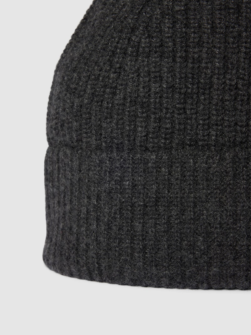 Beanie aus reinem Kaschmir mit breitem Umschlag in dunkelgrau meliert