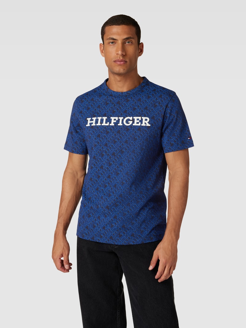Regular Fit T-Shirt mit Logo-Muster in marineblau