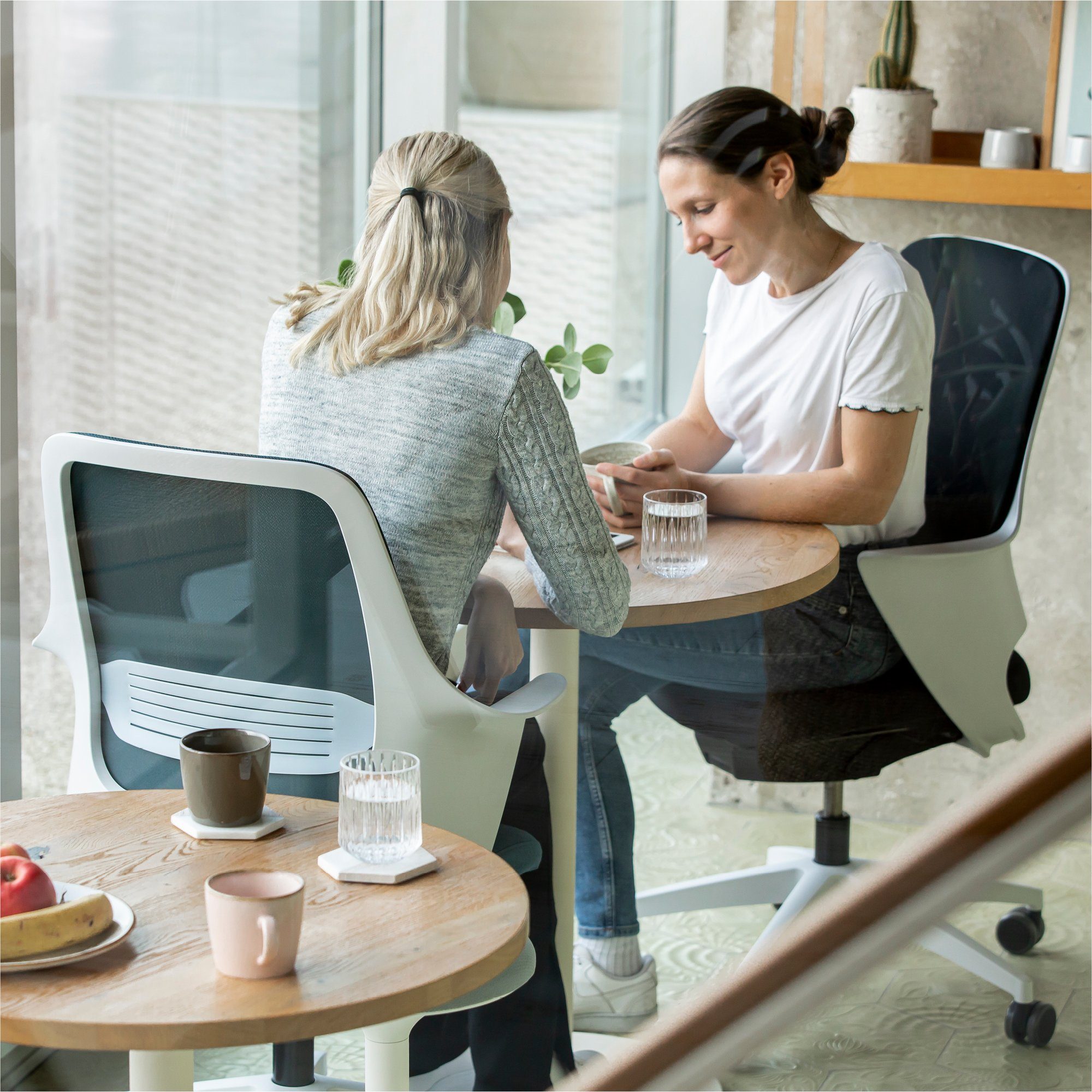 Ergotopia Bürostuhl WellBack ergonomischer Schreibtischstuhl mit Synchronmechanik