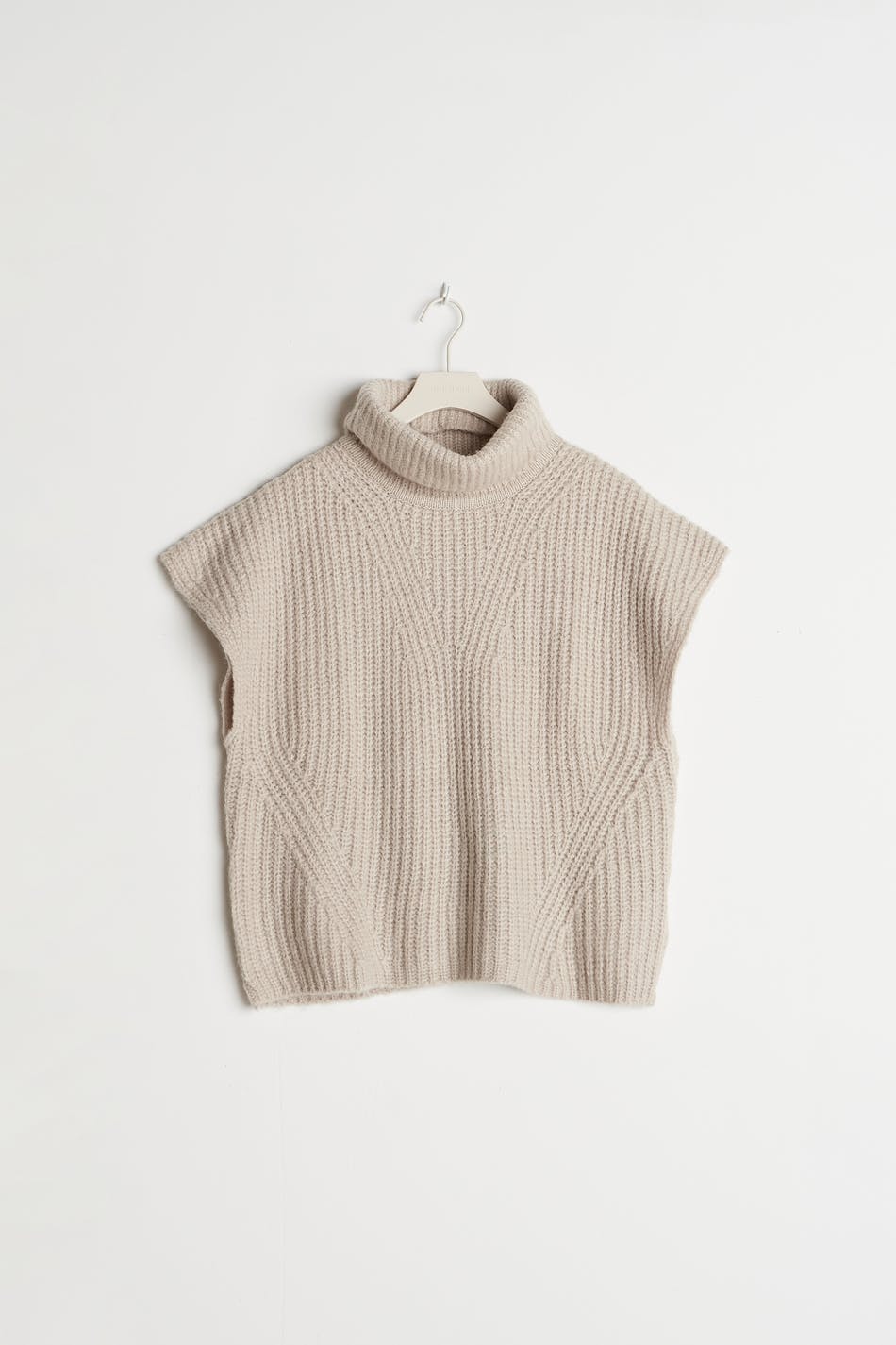 Mari knitted vest