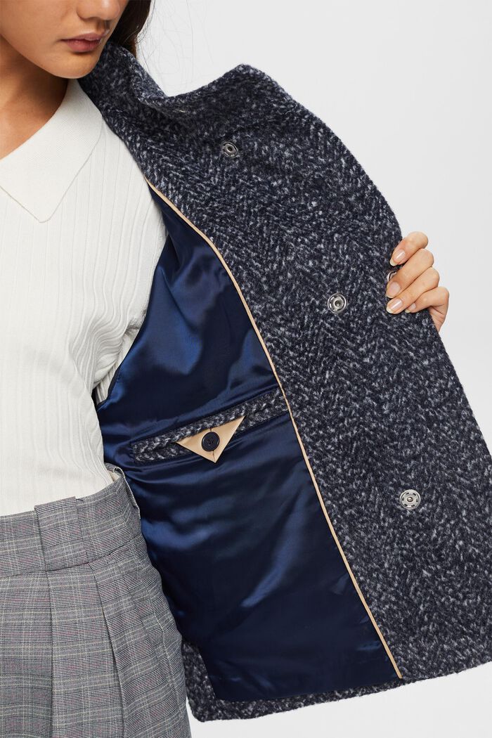 Strukturierte Jacke aus Webstoff