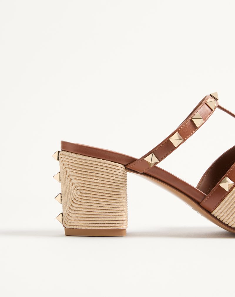 Rockstud Slidesandaler i kalveskind med kornet broderi 60 mm
