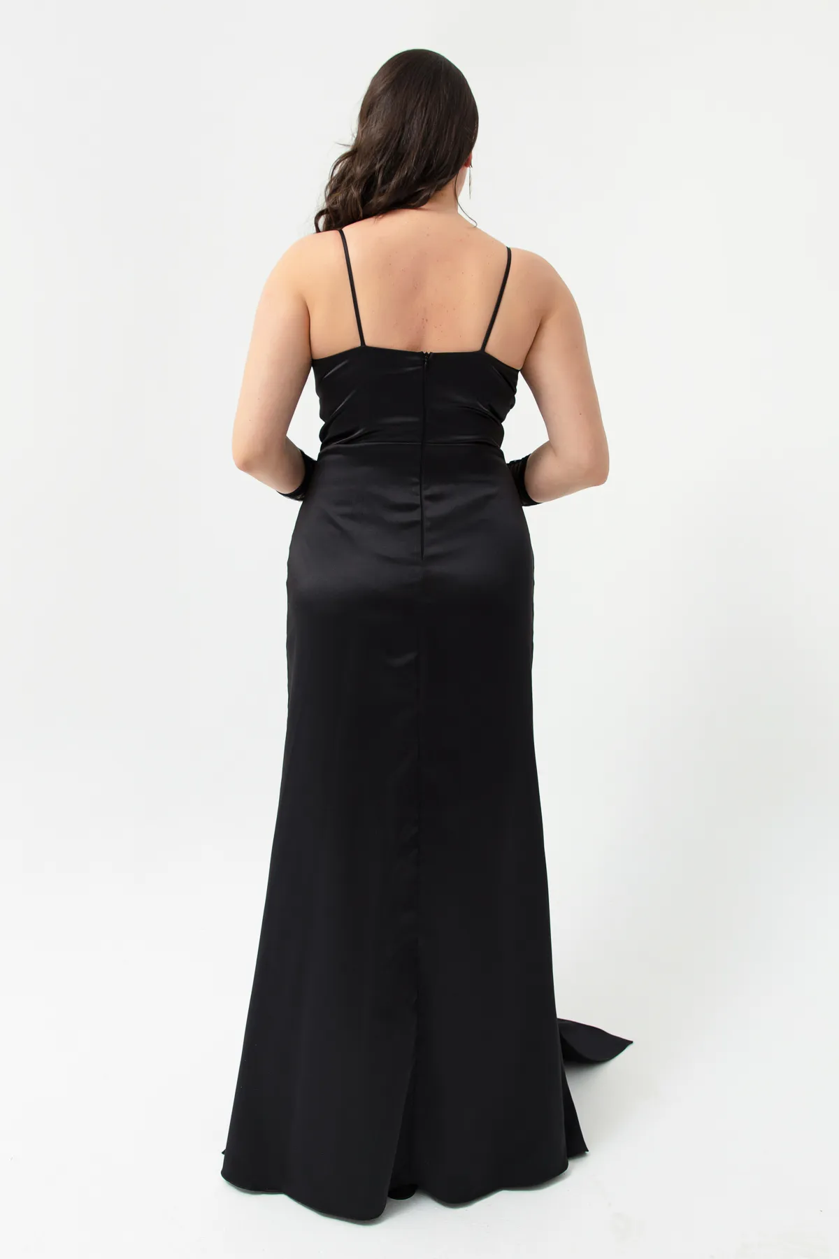 Lafaba  Schwarzes langes Abendkleid und Abschlusskleid aus Satin für Damen in Übergröße