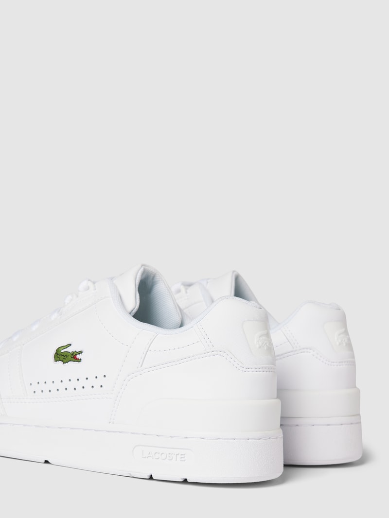 Sneaker mit Label-Stitching in weiß