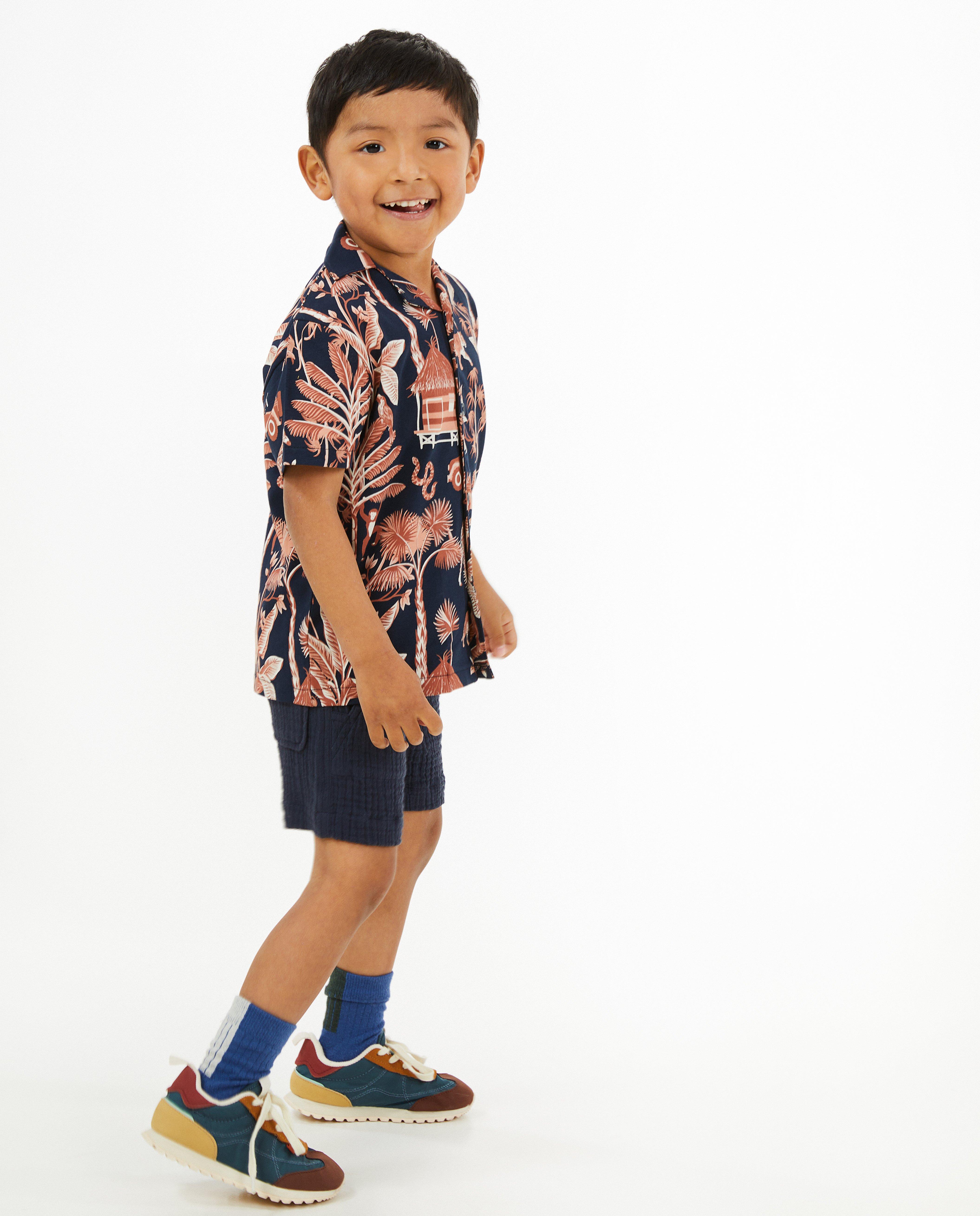 Tricou Kidz Nation cu imprimeu tropical, 2-7 ani albastru închis
