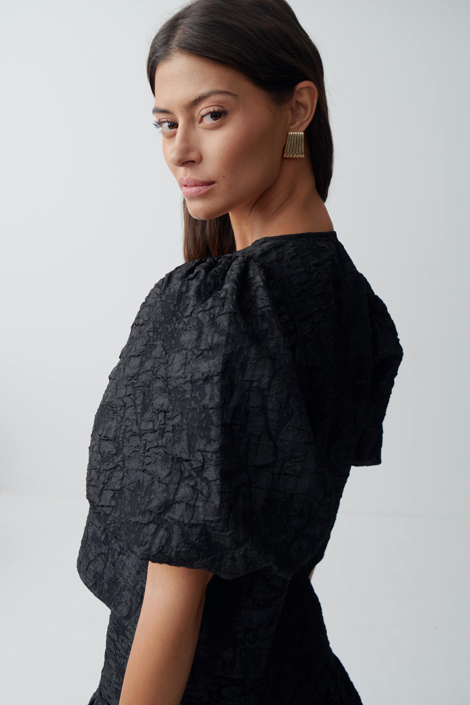 Brocade puff sleeve blouse