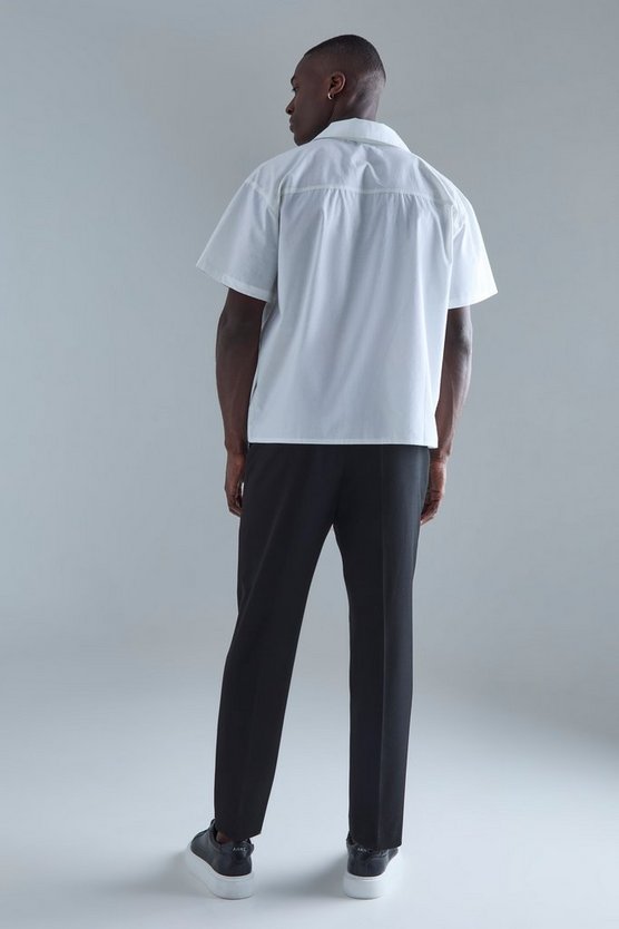 Maßgeschneiderte Hose mit hohem Bund