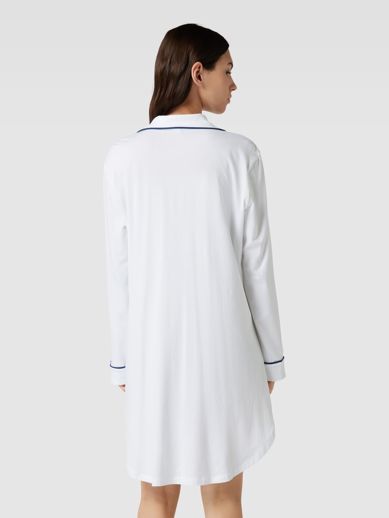 Schlafshirt mit Brusttasche in weiß