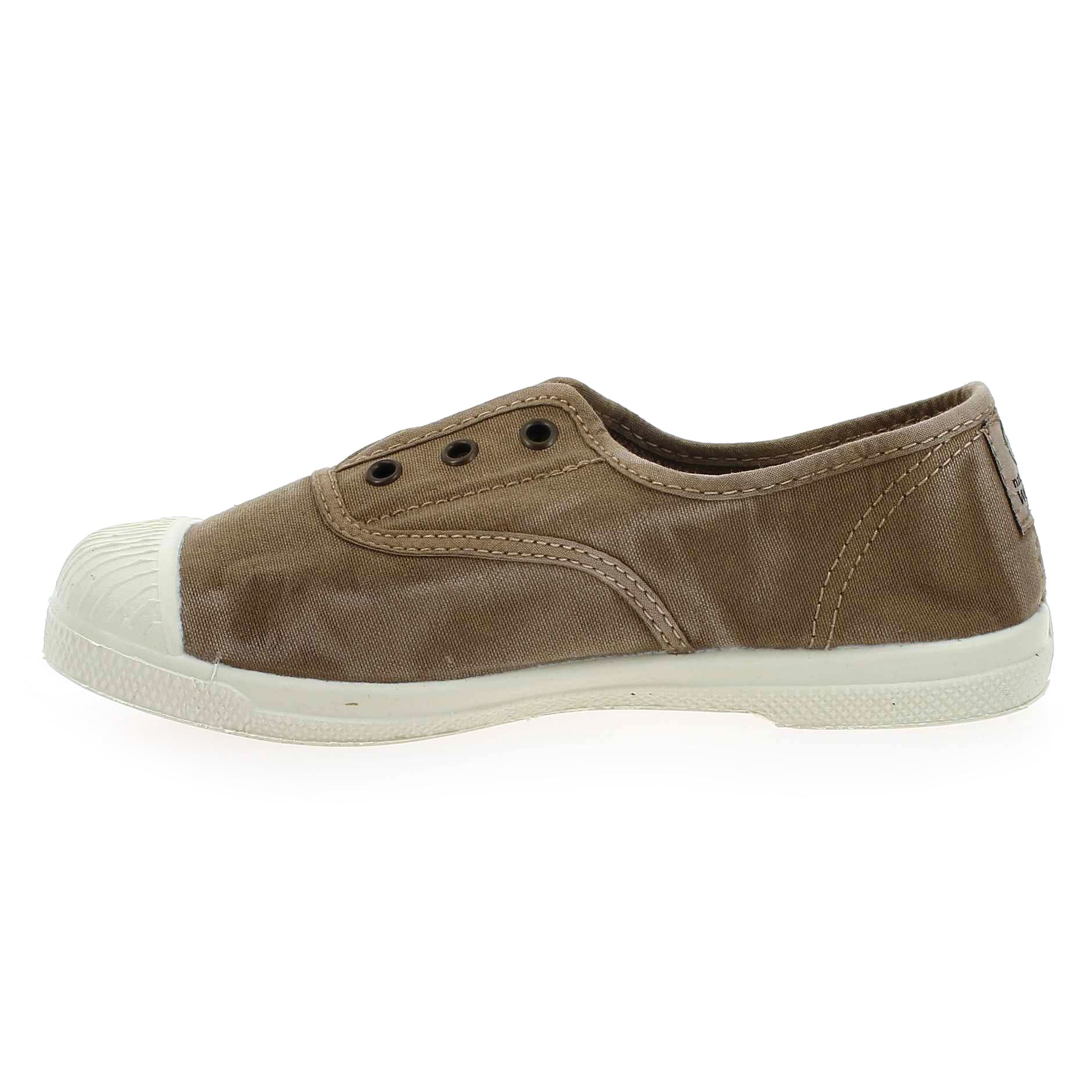 Natural world  470 E - taupe