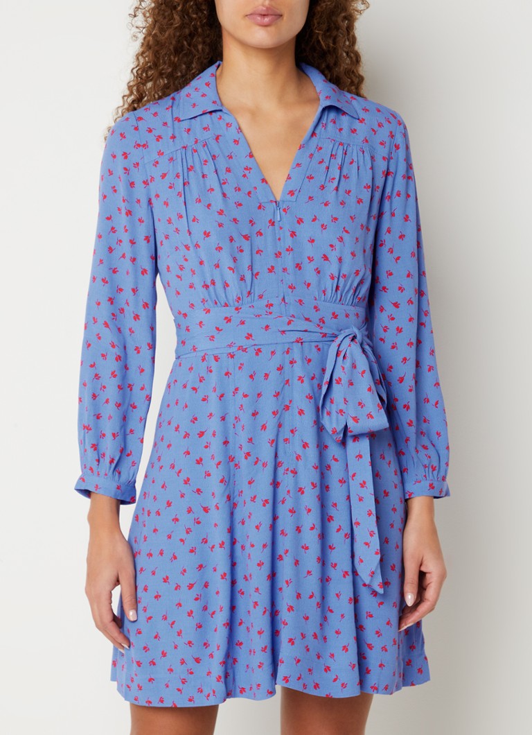 Rochie scurtă cu imprimeu floral și fluier