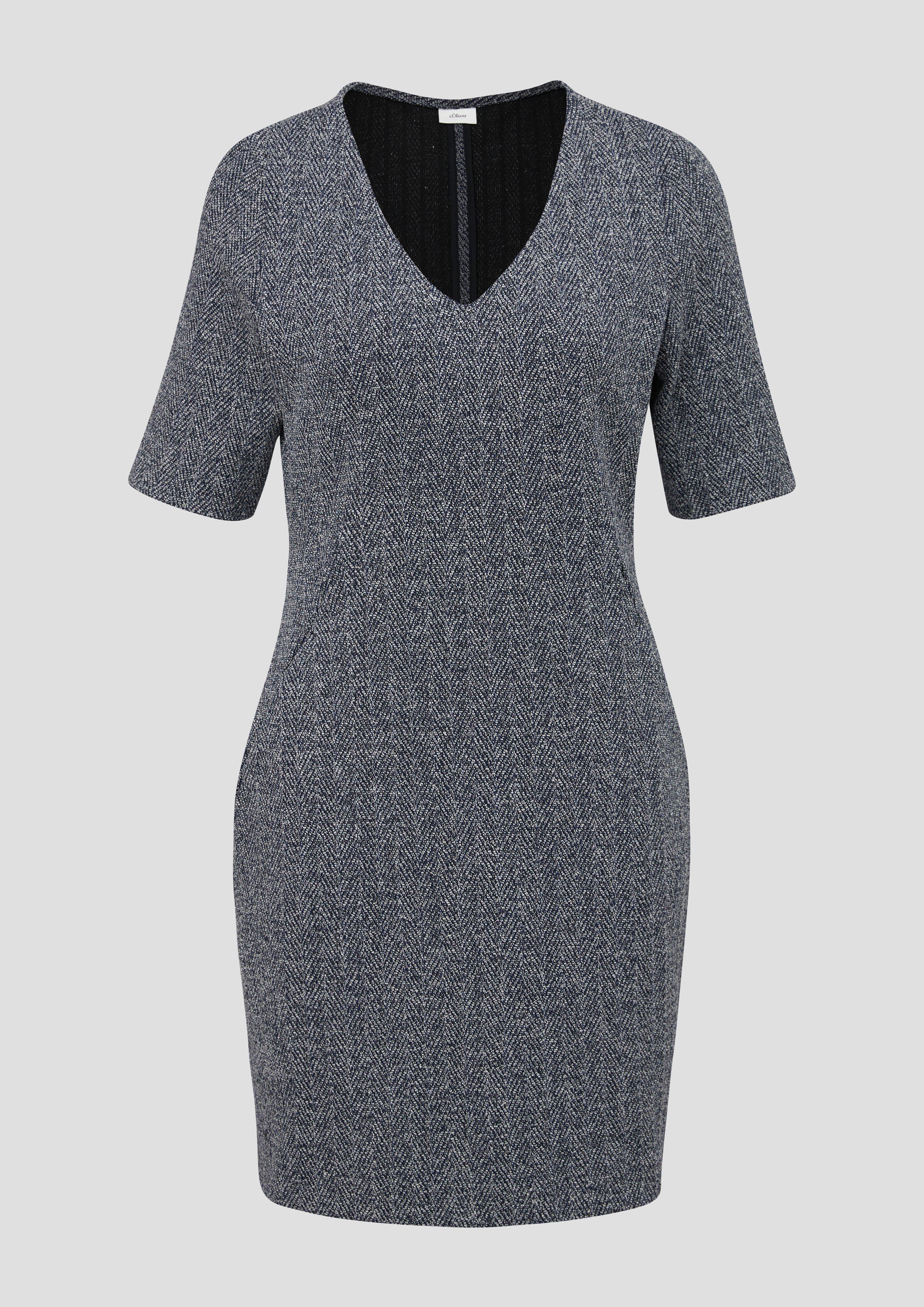 Interlockjersey-Kleid mit V-Ausschnitt  2141962-69Q1