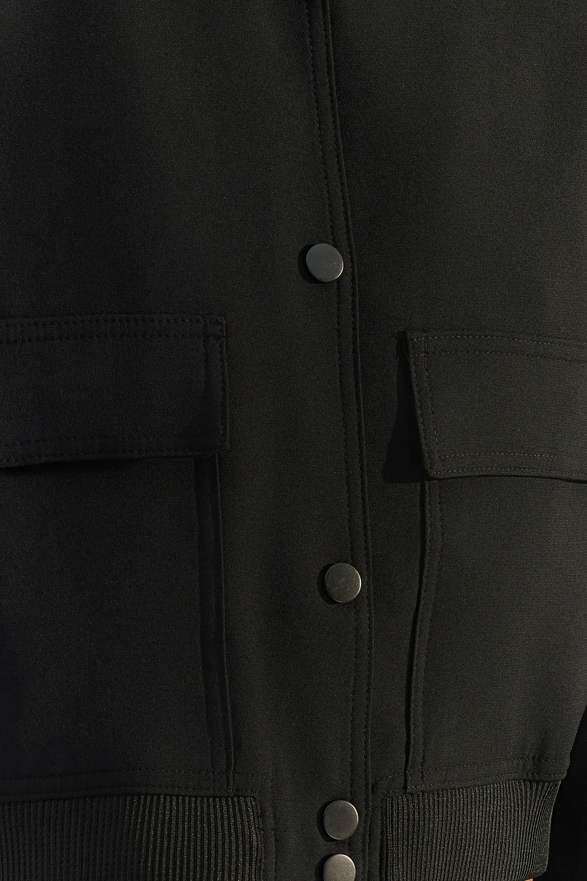 Trendyol Collection  Schwarze Premium-Bomber-Webjacke TWOAW24CE00047