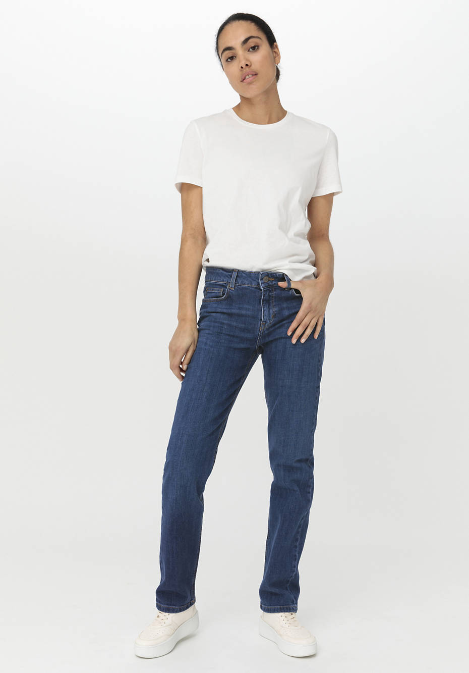 Jeans MARIE Mid Rise Straight aus Bio-Denim