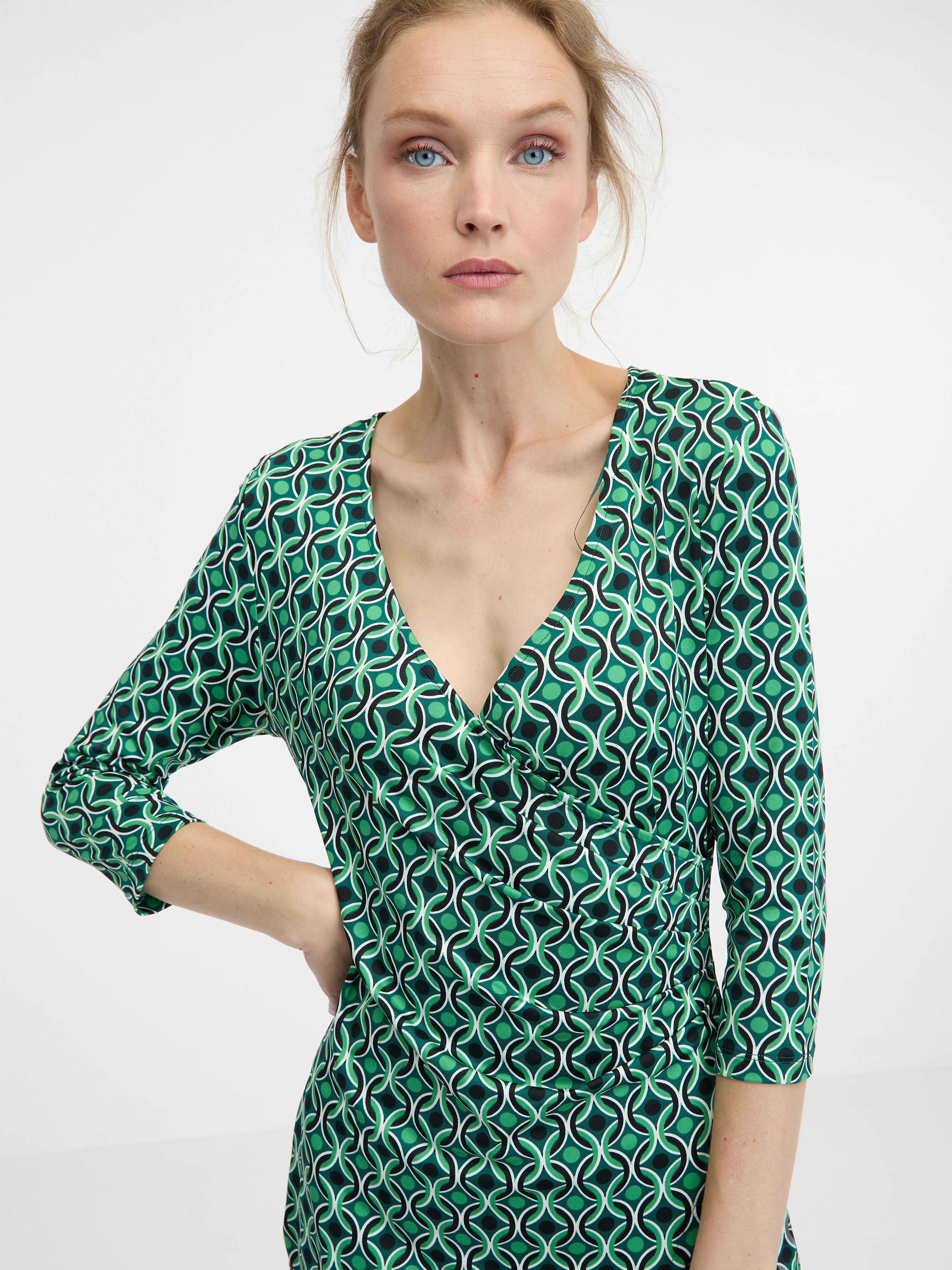 Grünes knielanges Damenkleid ORSAY