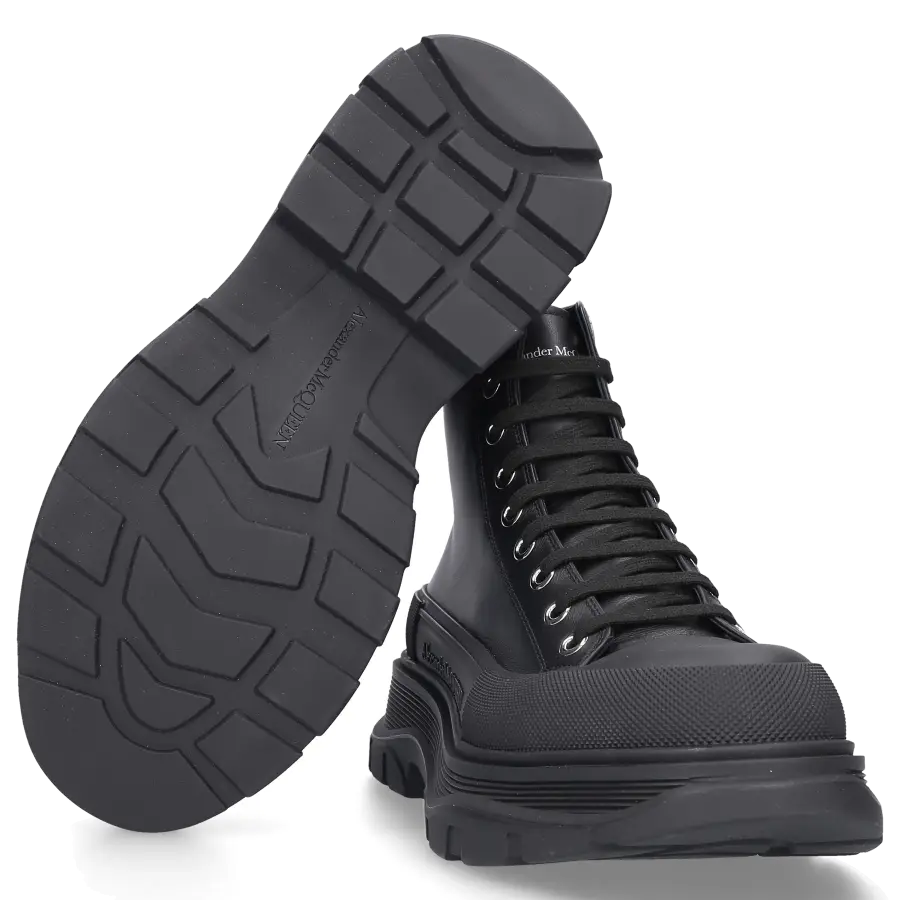 Alexander McQueen - Stiefel WHZ62 Kalbsleder - schwarz