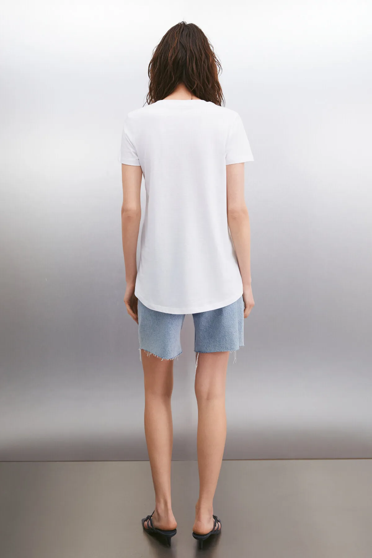 GRIMELANGE  Samantha Damen-T-Shirt mit Rundhalsausschnitt aus 100 % Baumwolle in Weiß