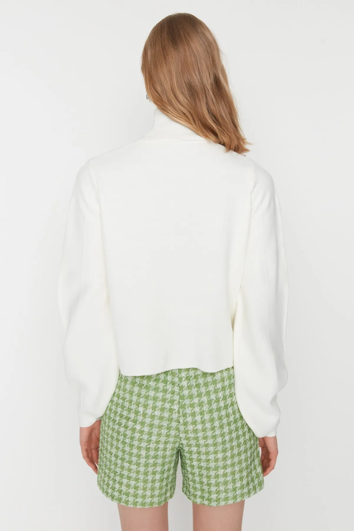 Trendyol Collection  Ecru Basic Rollkragenpullover TWOAW21KZ0485