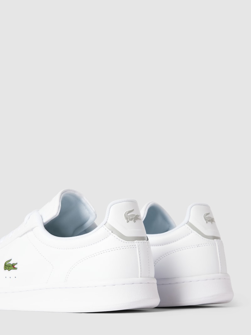 Sneaker mit Label-Print und Logo-Stitching Modell 'CARNABY' in weiß