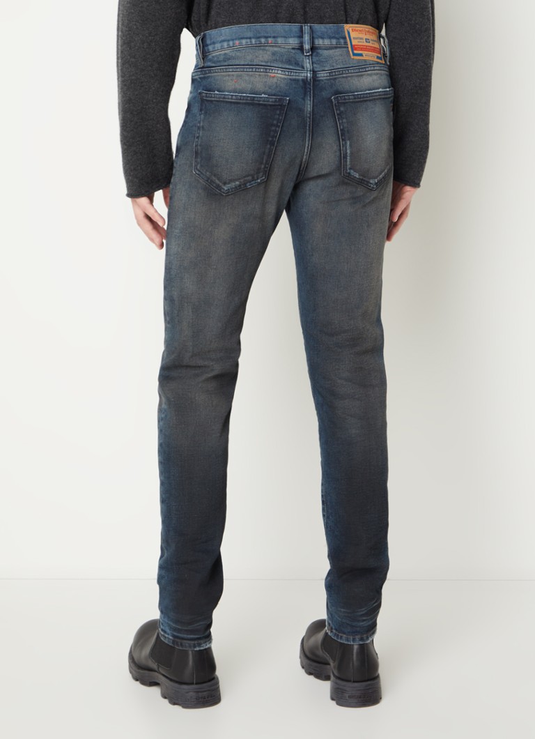 Diesel 2019 D-Strukt -pillifarkut, joissa tumma pesu