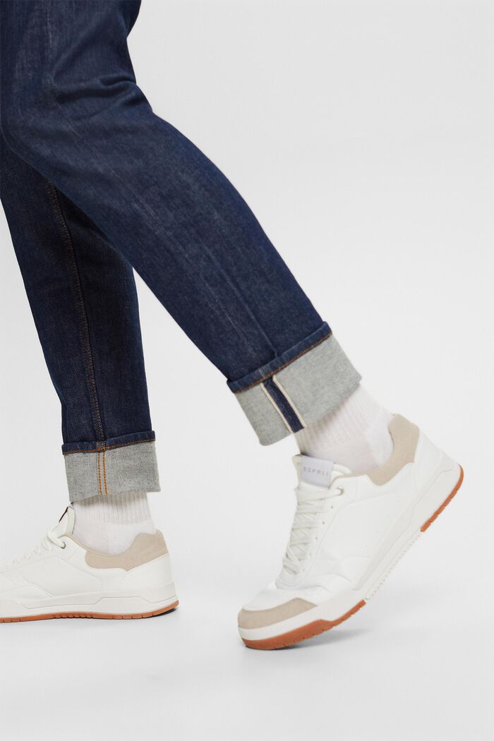 Schmale Selvedge-Jeans mit mittelhohem Bund