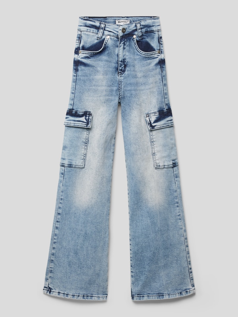 Jeans mit Cargotaschen in blau