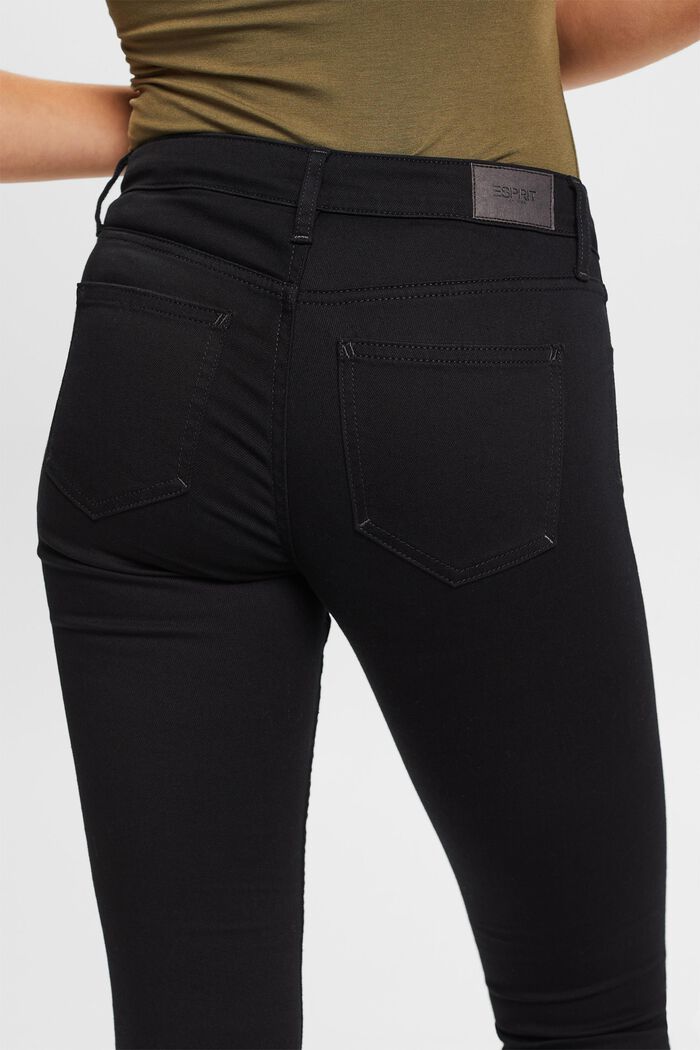Recycelt: Skinny Stretchjeans mit mittelhohem Bund