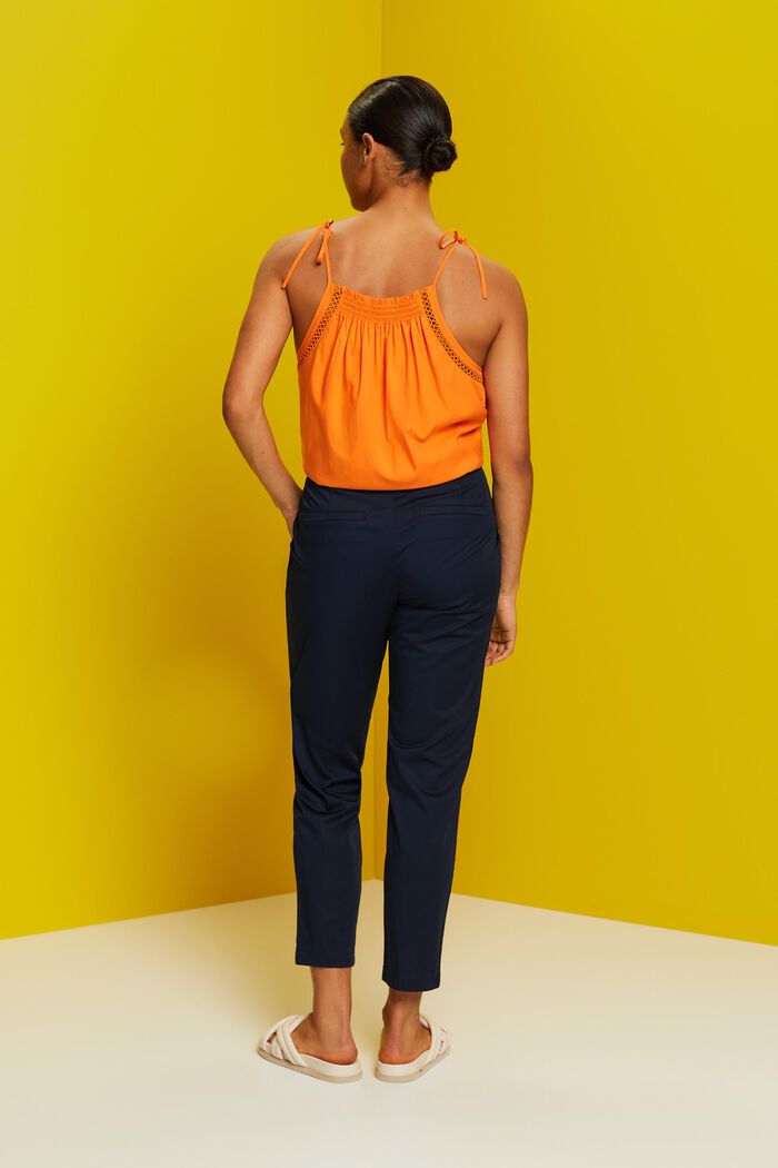 Pants woven