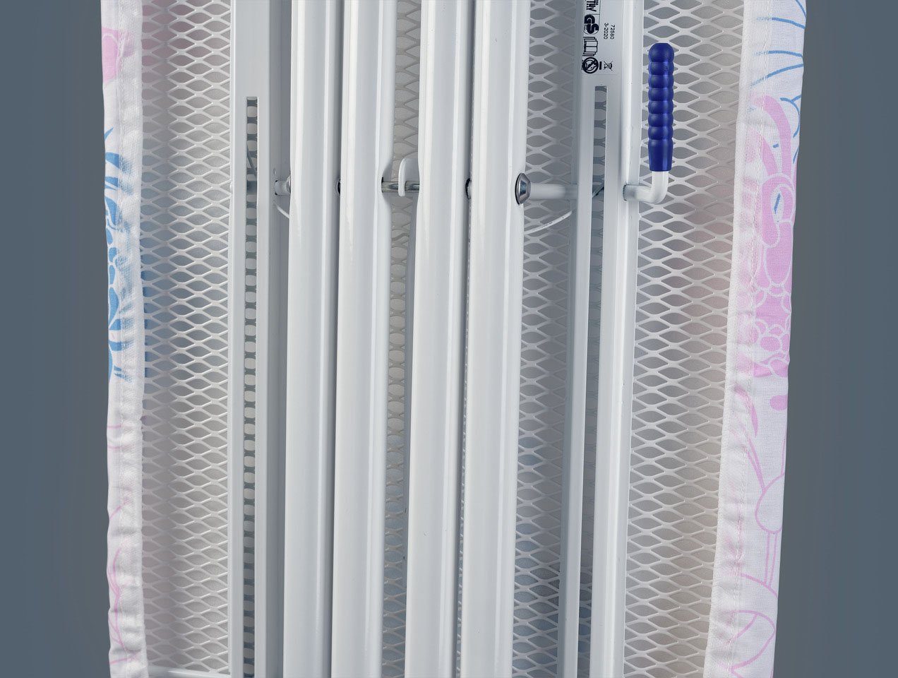 Leifheit Bügelbrett Classic M Compact Plus, Bügelfläche 120x38 cm, Bügelfläche 120x38 cm