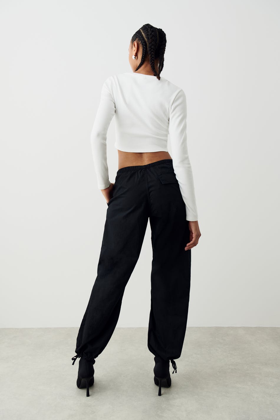 Parachute trousers