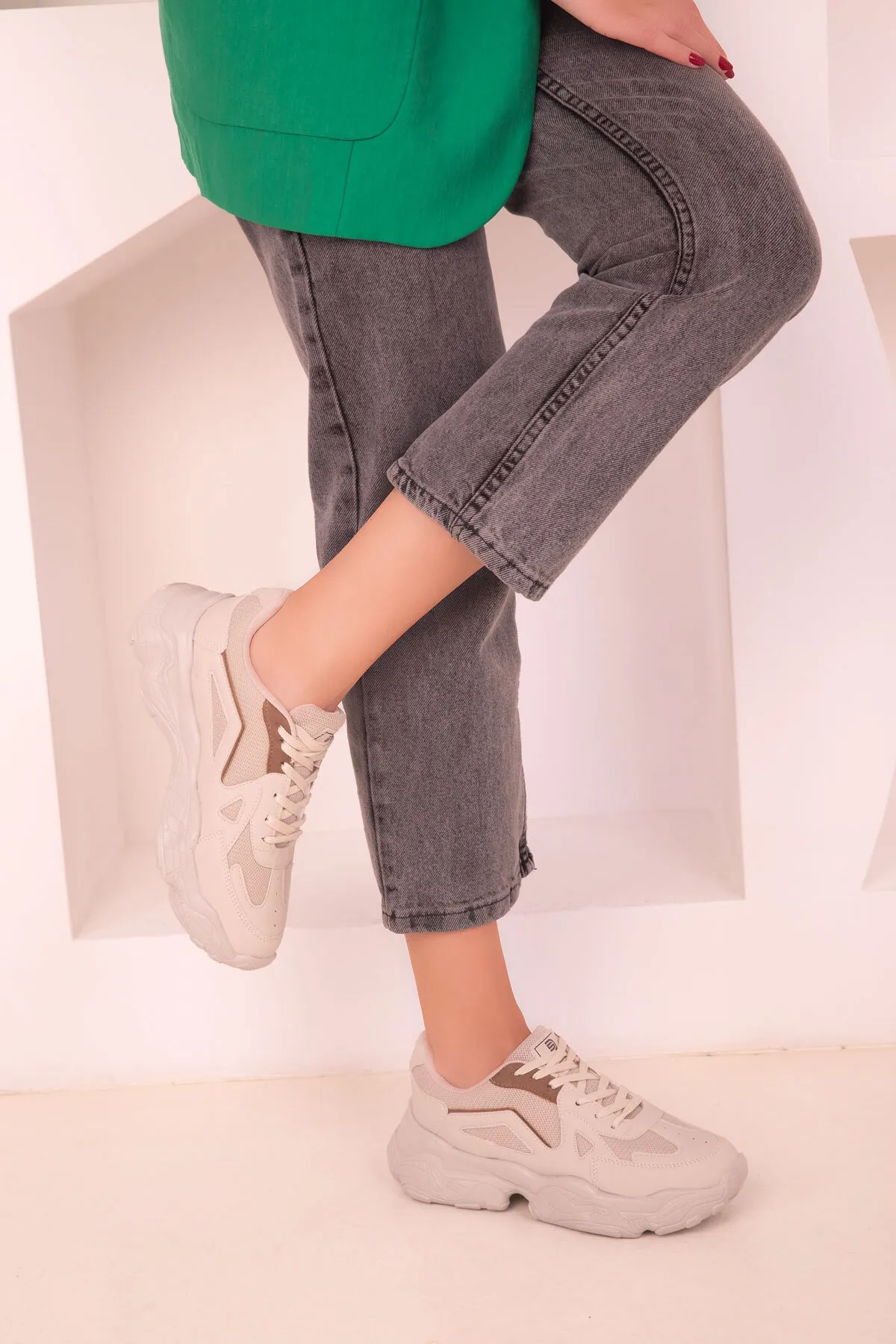 SOHO  Beige-braune Damen Sneakers 18148