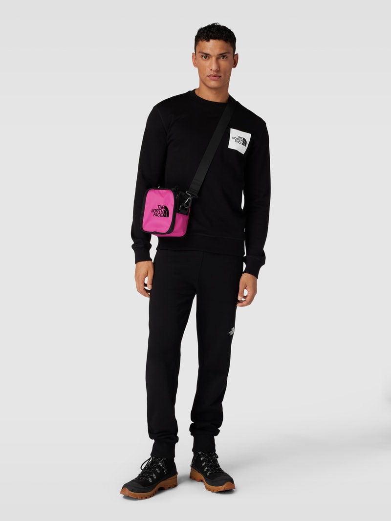 Sweatpants mit Label-Detail in schwarz