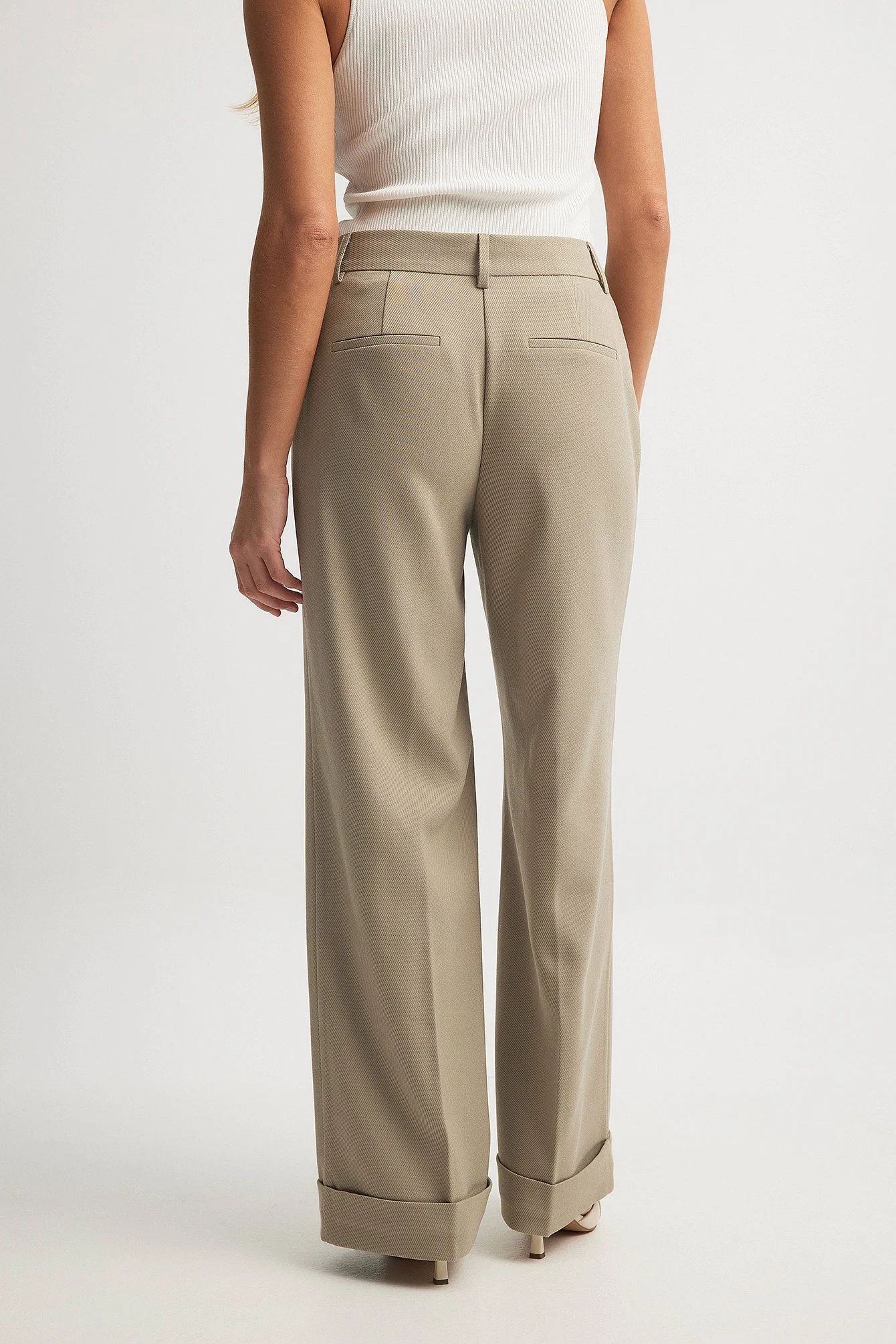 Krempelbare Twill-Anzughose mit mittlerer Taille