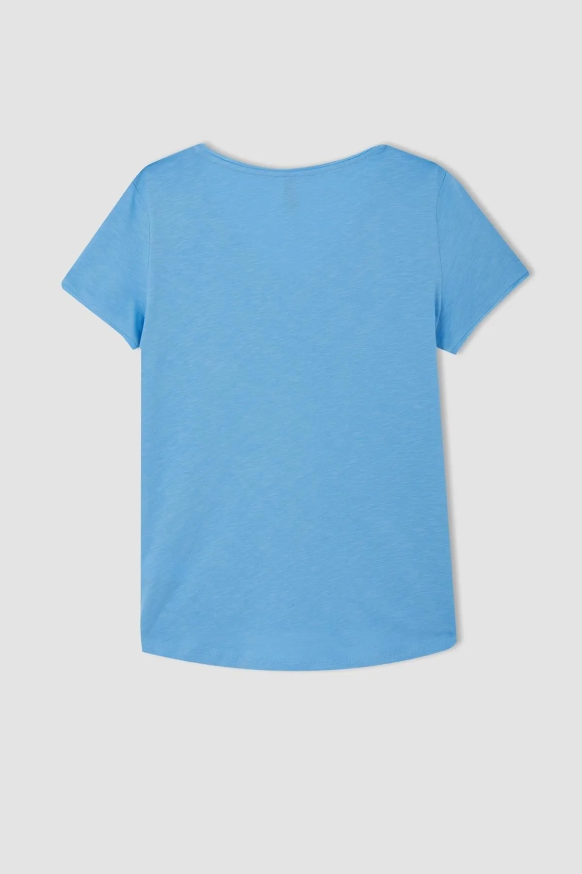 DeFacto  Kurzarm-T-Shirt aus 100 % Baumwolle mit normaler Passform und V-Ausschnitt