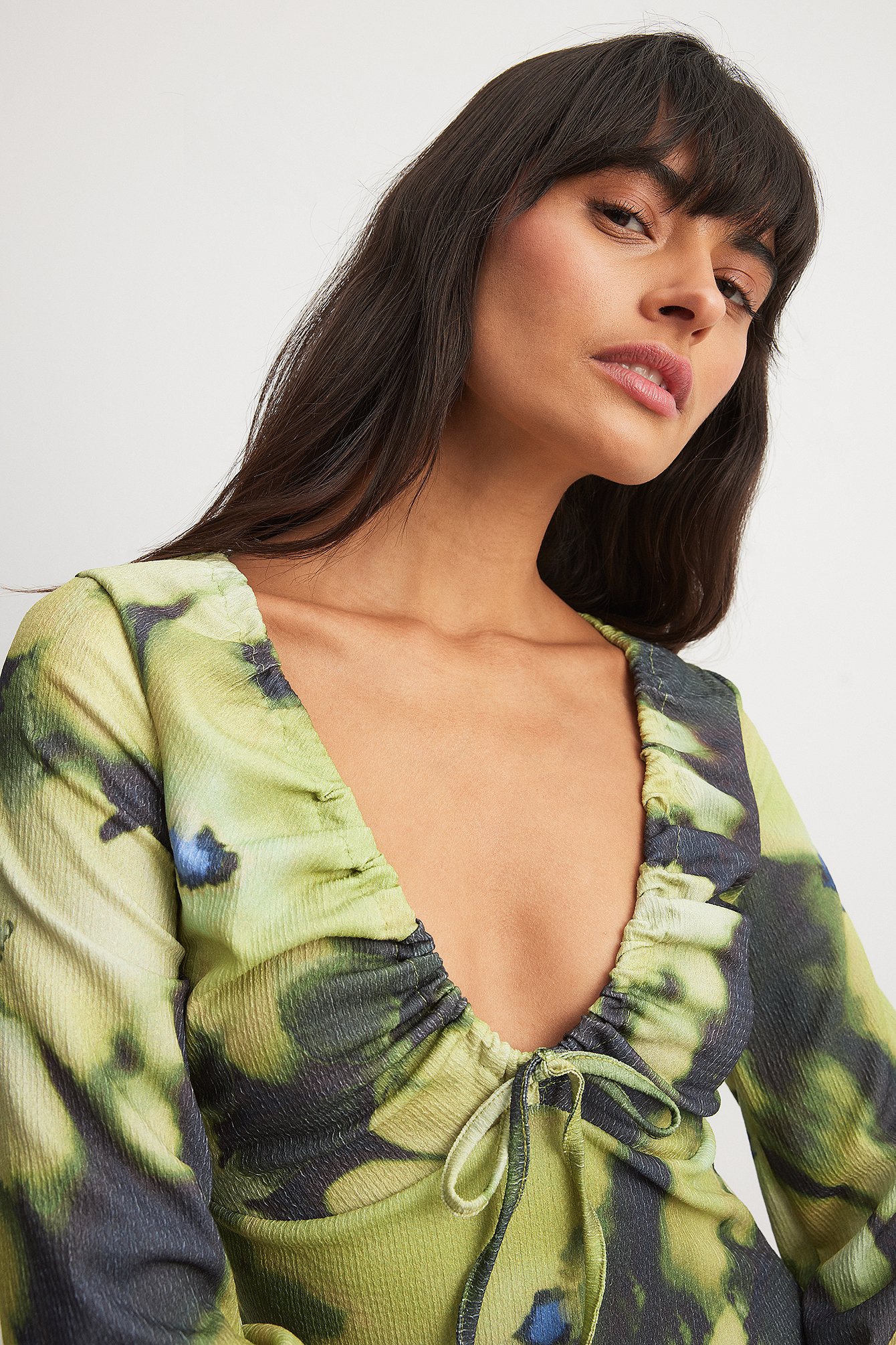 Jersey-Midikleid mit Ballonärmeln