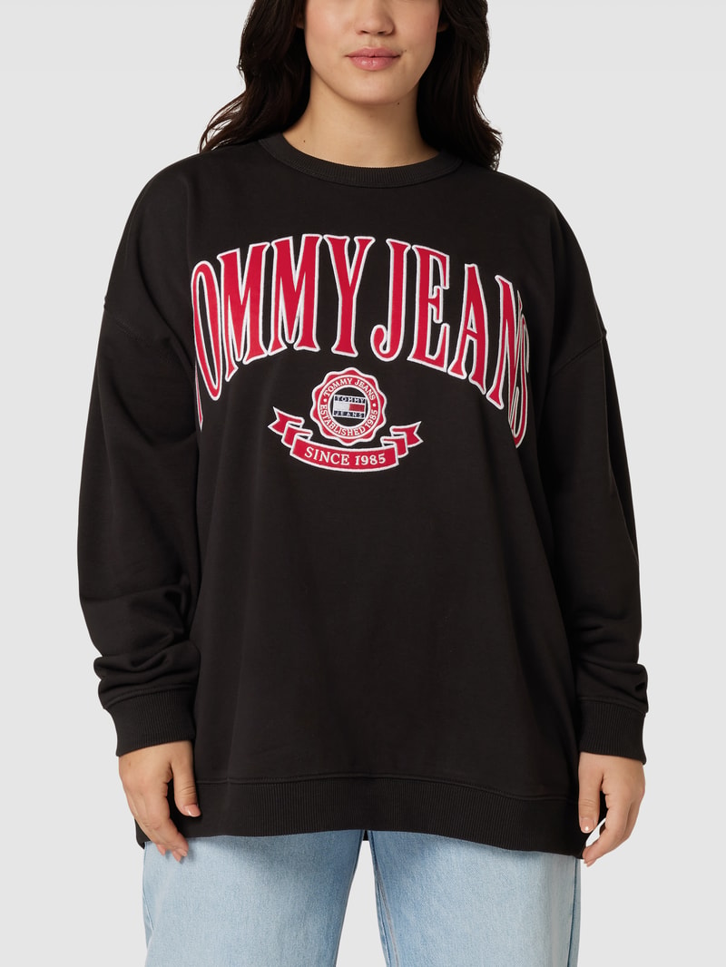 PLUS SIZE Sweatshirt mit Logo-Stitching Modell 'VARSITY' in schwarz