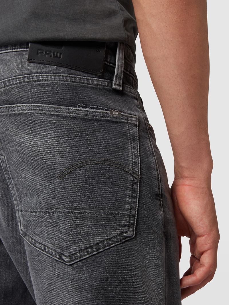 Straight Fit Jeans mit Stretch-Anteil in anthrazit