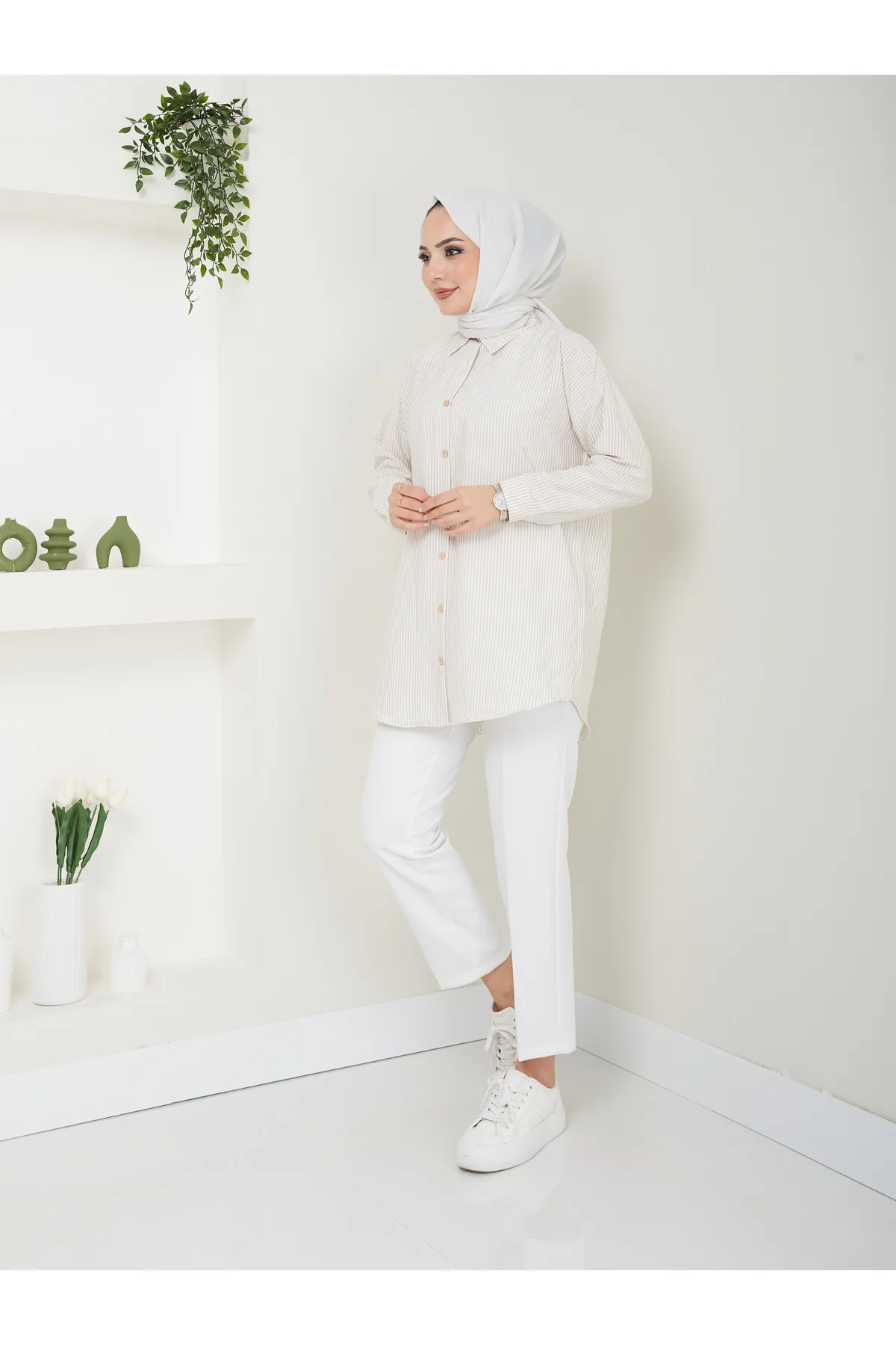 VOLT CLOTHİNG  Gestreiftes Hijab-Shirt für Damen