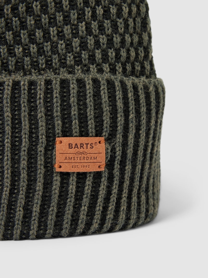 Mütze mit Label-Detail Modell 'Miguen' in olivgrün