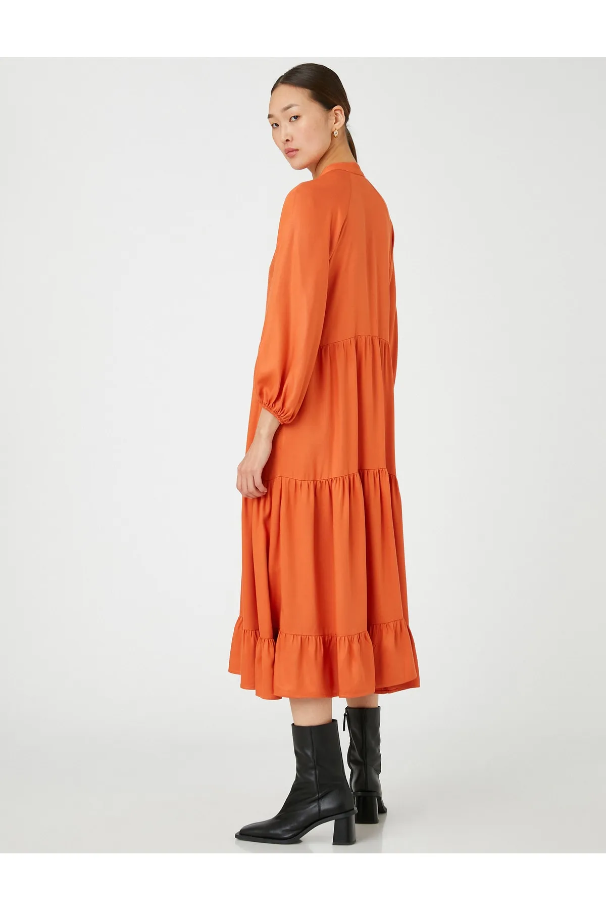 Koton  Hemdblusenkleid mit Ballonärmeln und herrlichem Kragen mit Knopfleiste