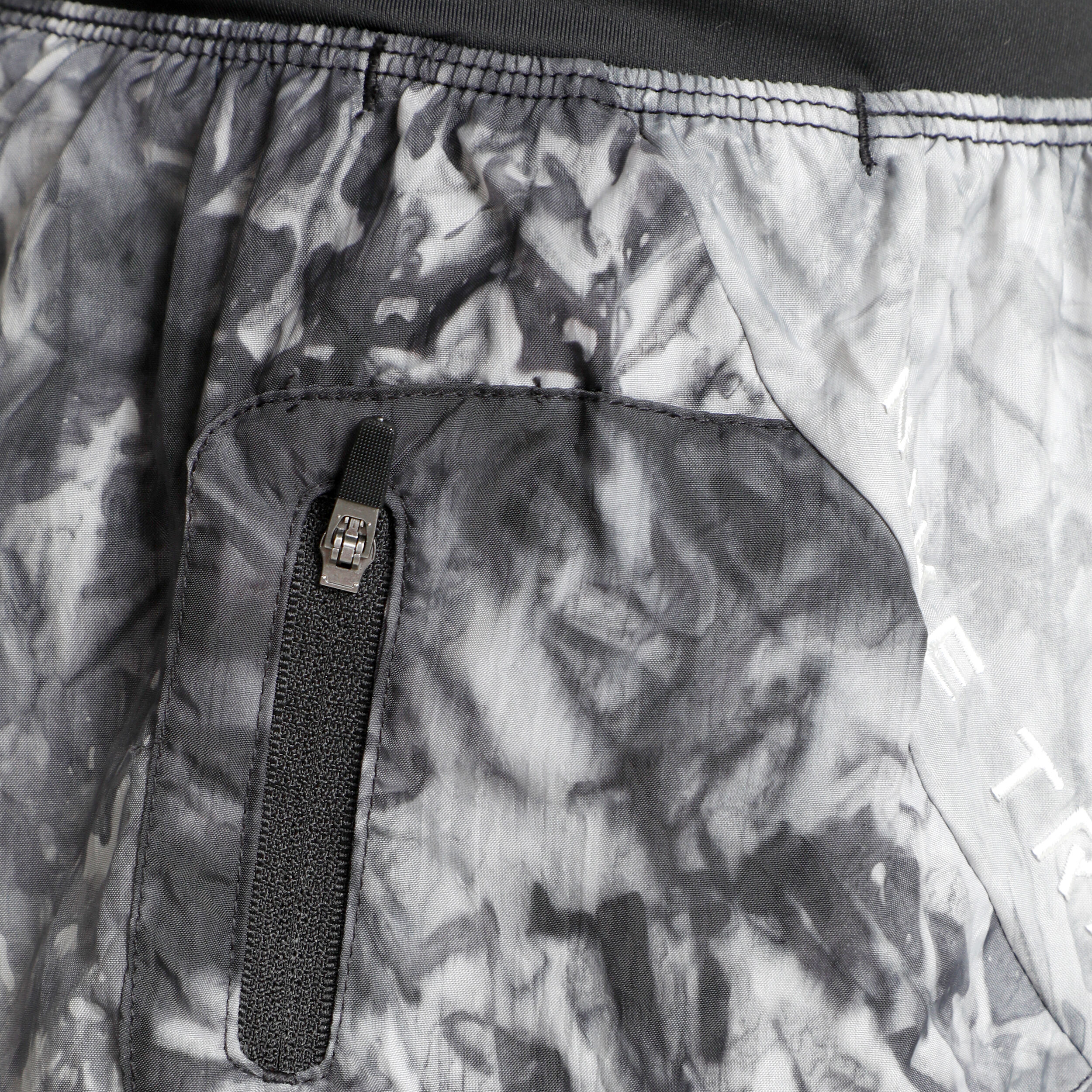 Dri-Fit Trail Mid-Rise 3in Shorts Damen - Schwarz, Grau