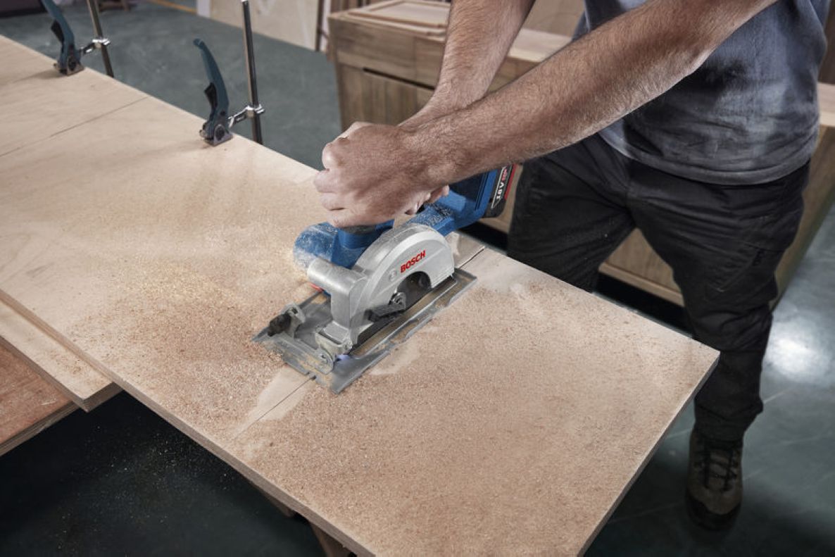 Bosch Blue 06019M3120 GKS 18V-51 Akku-Kreissäge 140 mm (ohne Akku und Ladegerät)