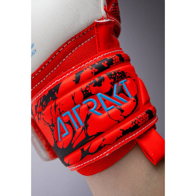 Reusch Attrakt Grip Torwarthandschuhe