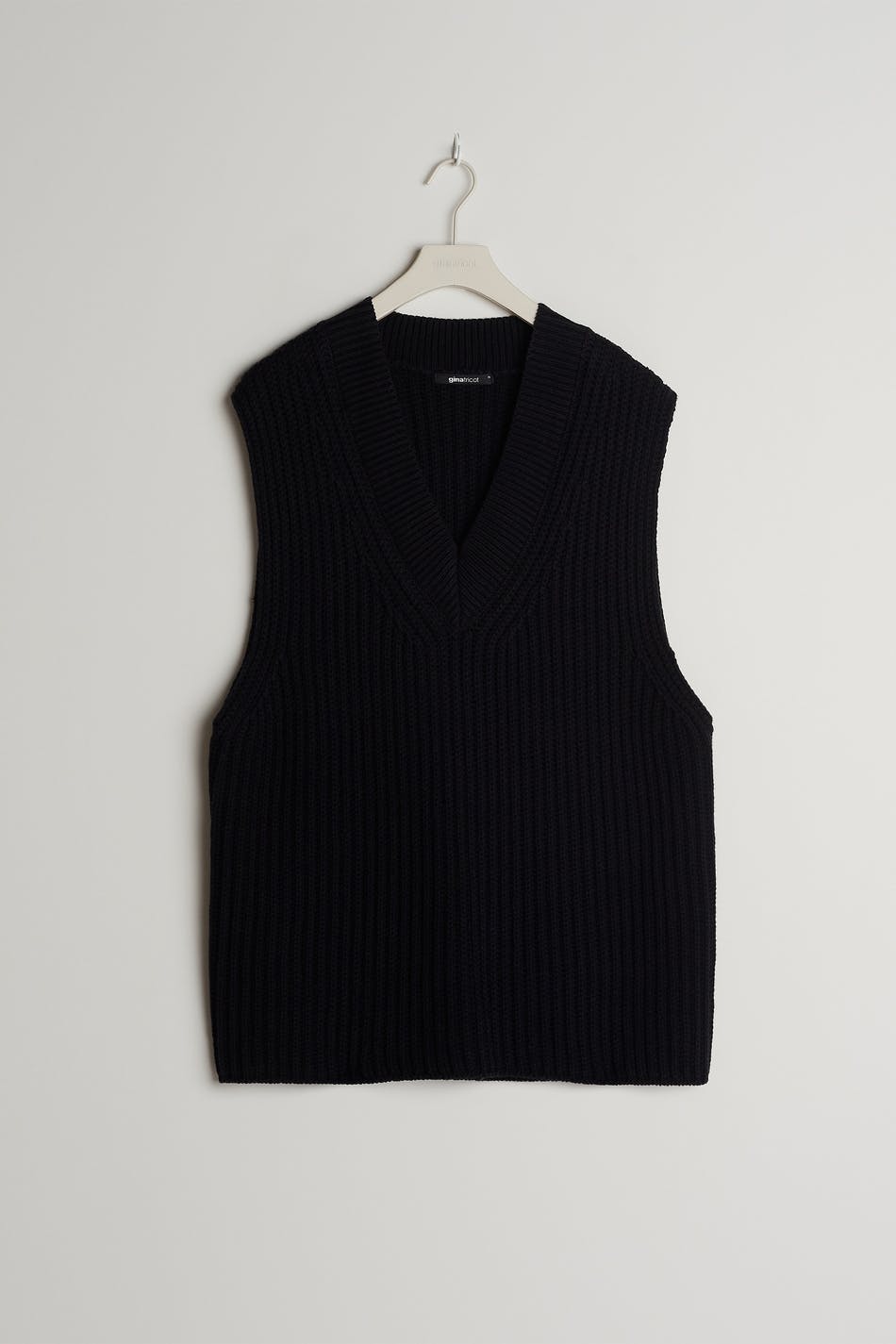 Harper knitted vest